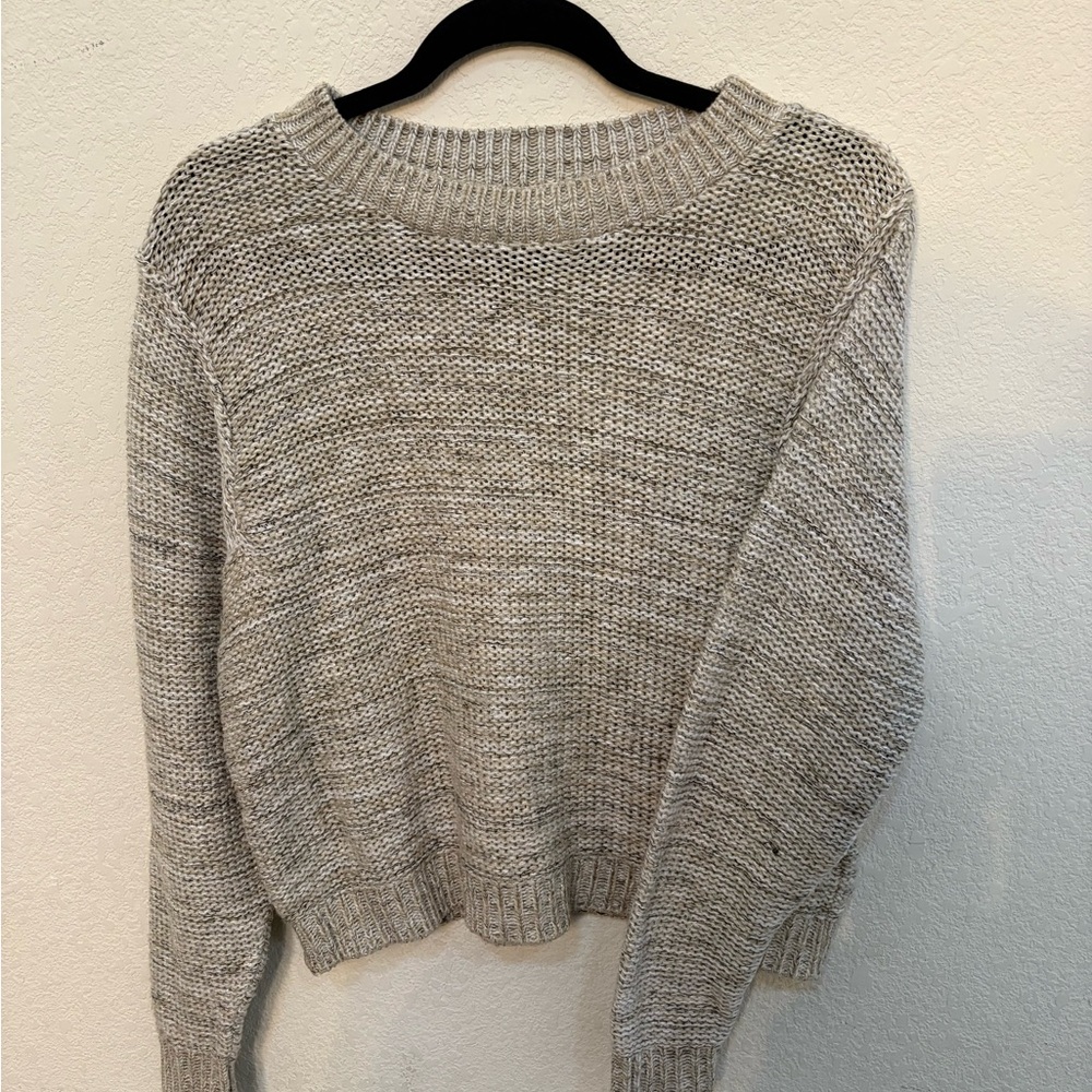 Susina Light Gray Knit Crew Neck Sweater